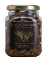 18969 Dry Chanterelles Mushrooms