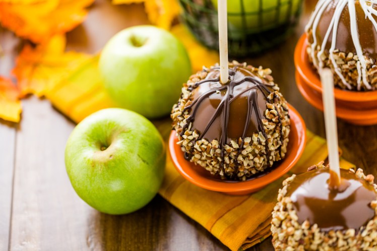 Caramel apples